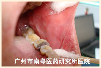 符某a_副本.jpg